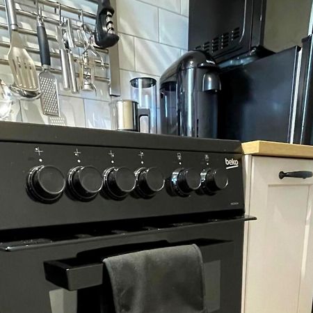Stunning Luxury Apartment In Central Lymington Dış mekan fotoğraf