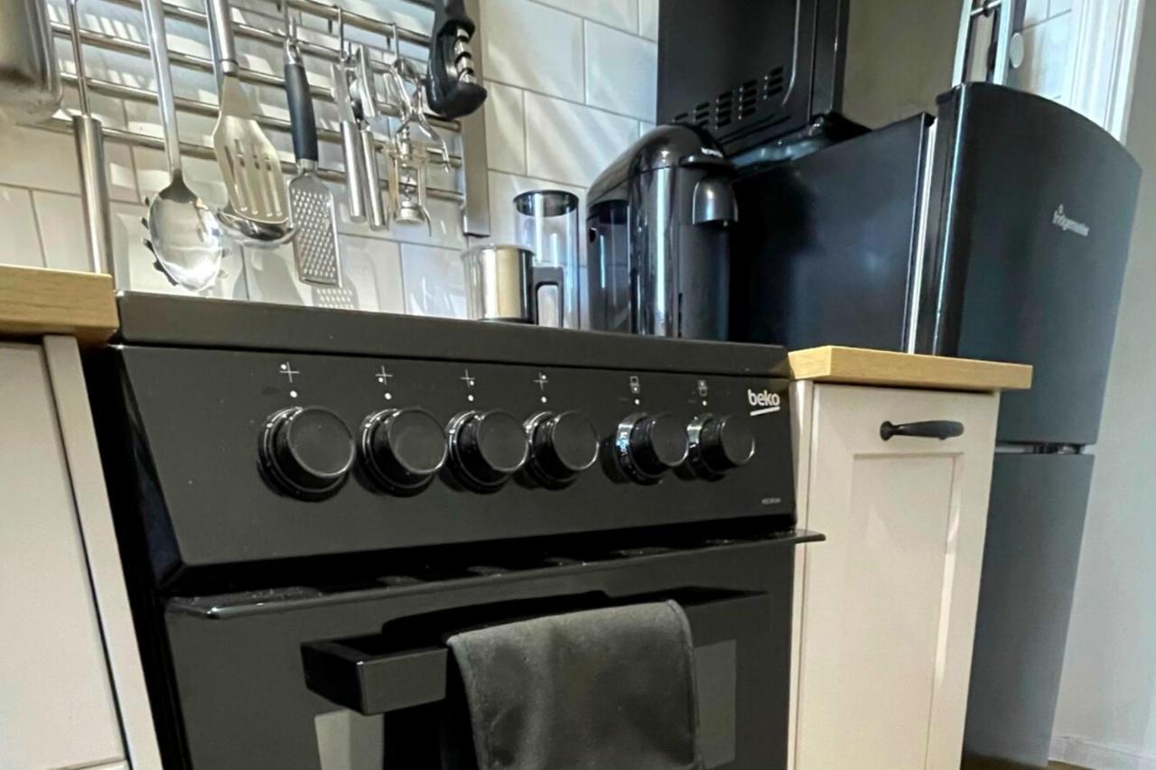 Stunning Luxury Apartment In Central Lymington Dış mekan fotoğraf